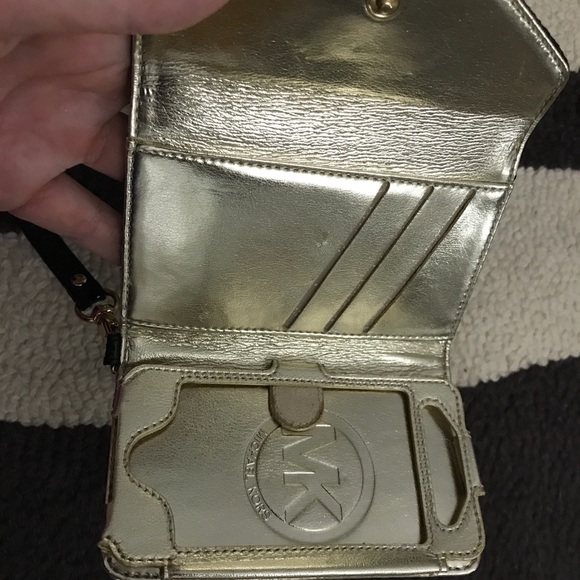 iPhone 5 case - Picture 2 of 2